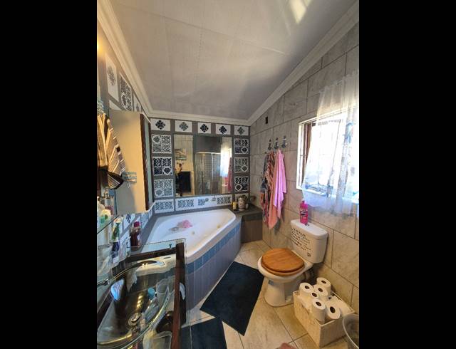 3 BEDROOM HOUSE FOR SALE IN UVONGO